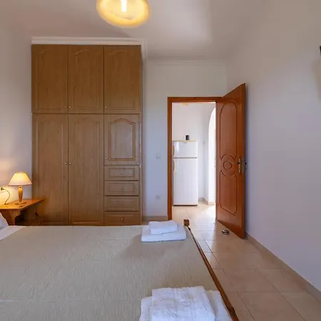 Stella's Apartmán *